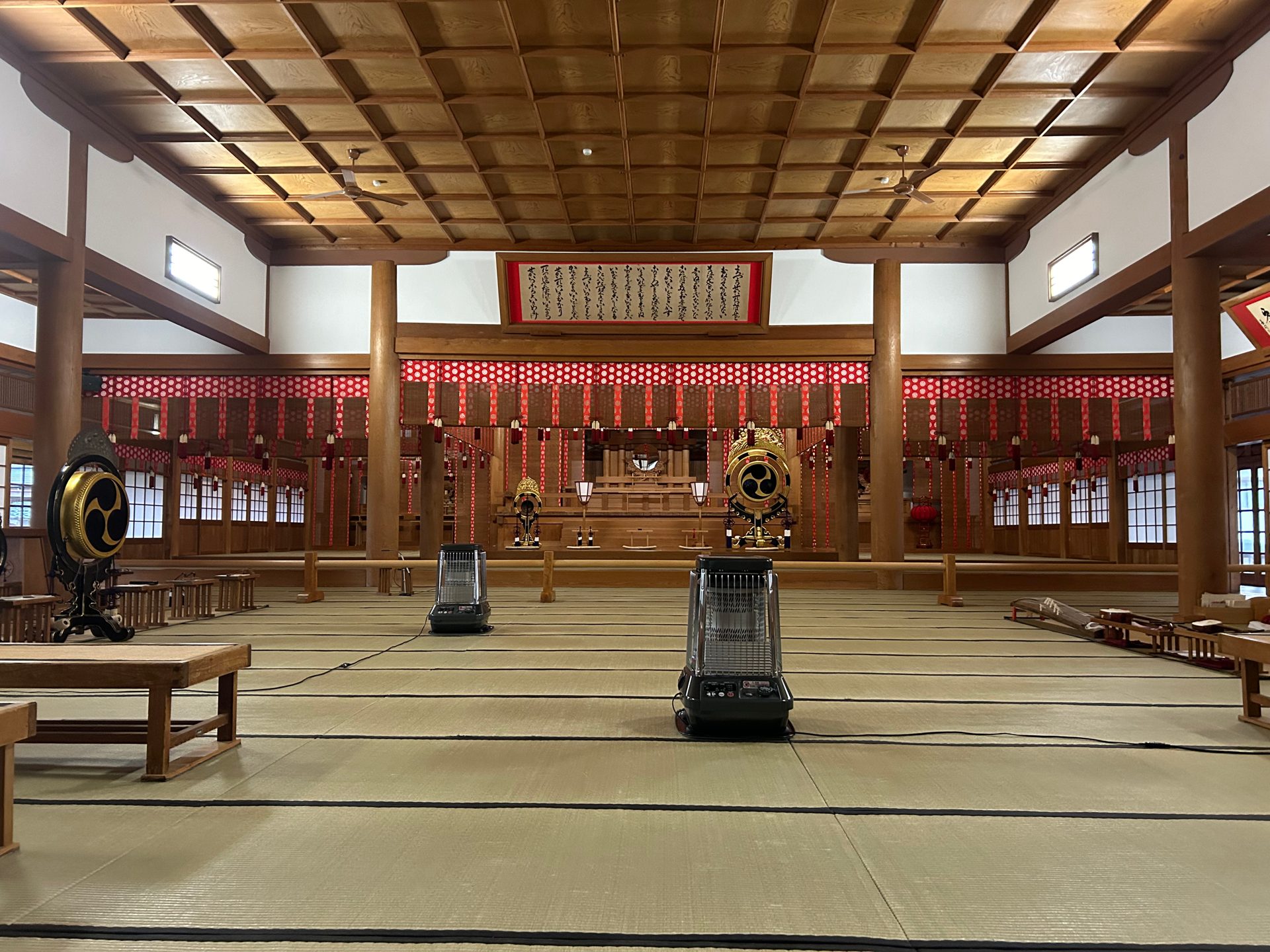 神殿の内部